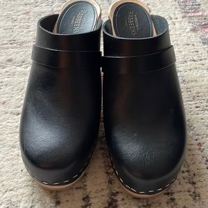 Hasbeen black high clogs never worn size 37